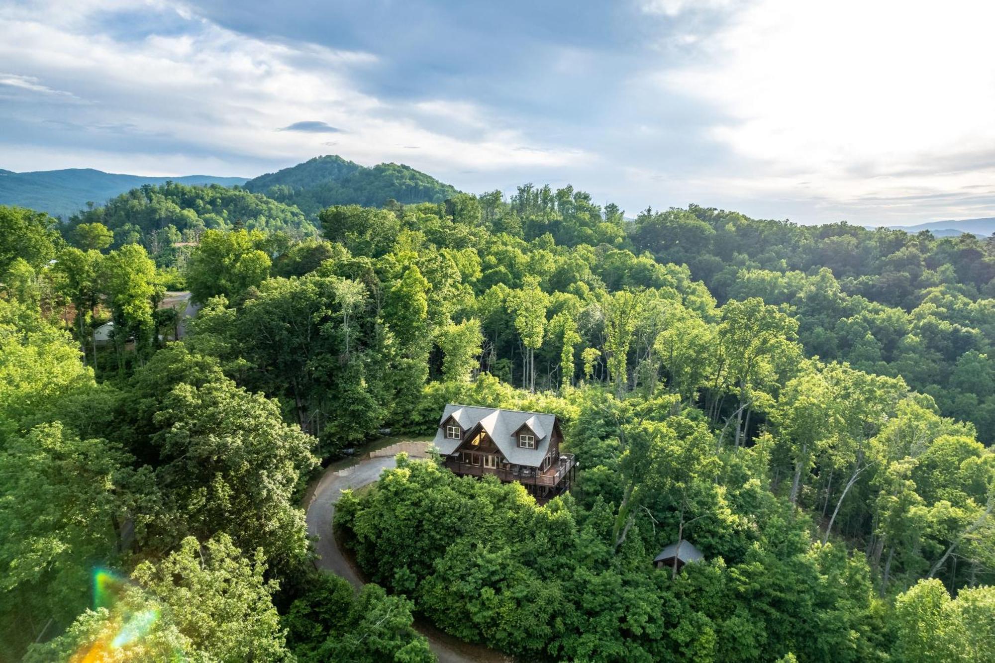 The Solstice - Amenities Galore Mountain Retreat Gatlinburg Exterior foto
