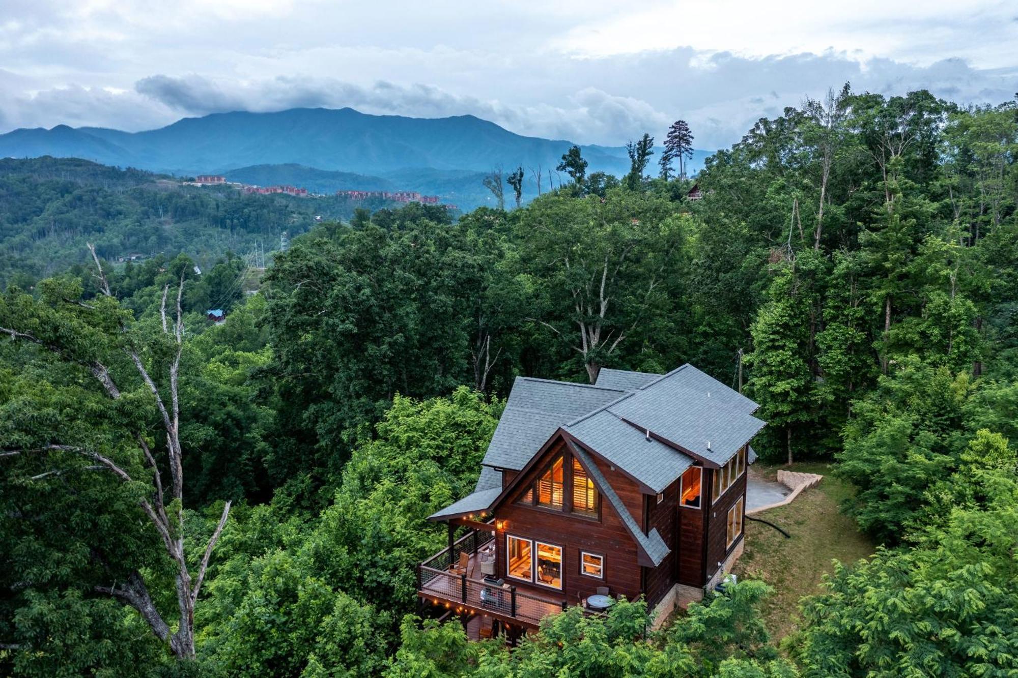 The Solstice - Amenities Galore Mountain Retreat Gatlinburg Exterior foto