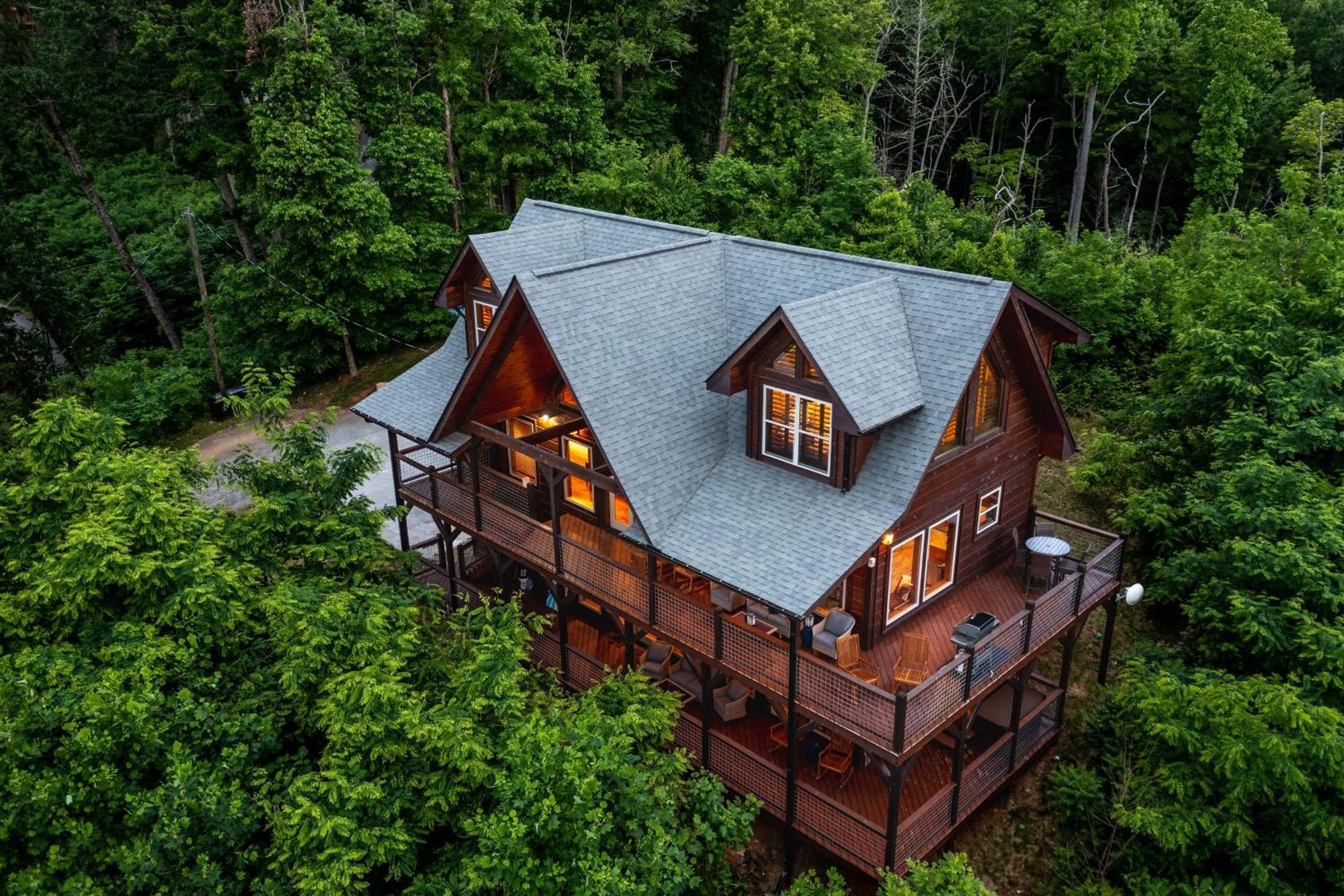 The Solstice - Amenities Galore Mountain Retreat Gatlinburg Exterior foto